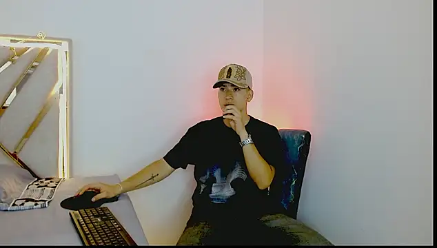 oliver   saint online show from March 17, 2026, 11:08 pm