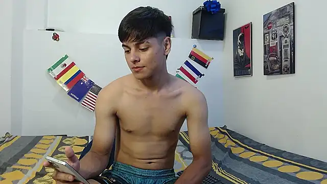 Snapshot of Logan_Jhonson19 chatting on June 26, 2026, 11:10 pm Logan Jhonson19 online show from June 26, 2026, 11:10 pm