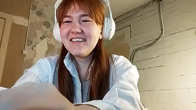 DinaFirebird online show from March 6, 2026, 4:40 am