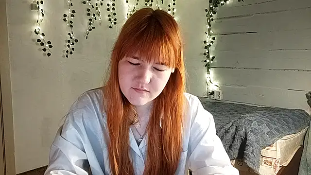 DinaFirebird online show from April 9, 2026, 5:20 am