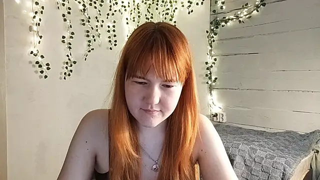 DinaFirebird online show from April 10, 2026, 4:41 am