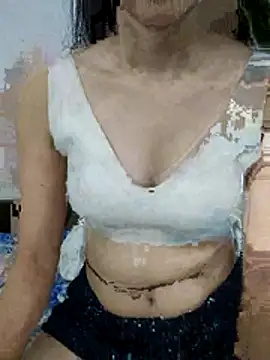Snapshot of NeetuKumri chatting on May 31, 2026, 5:40 pm NeetuKumri online show from May 31, 2026, 5:40 pm