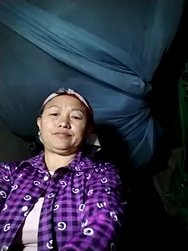 Lucie Fuzk online show from April 19, 2026, 12:55 am