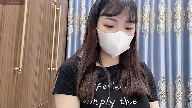 Snapshot of El-Ryx chatting on February 25, 2026, 8:47 am El-Ryx online show from February 25, 2026, 8:47 am