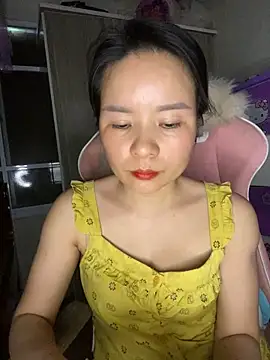 Ivy Trix2 online show from April 11, 2026, 7:56 am