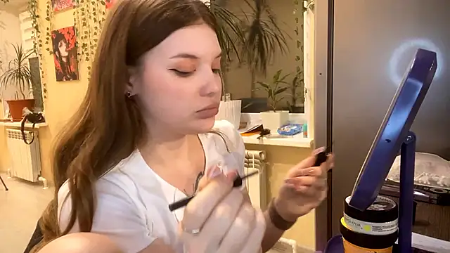 Snapshot of TracyDenoon chatting on February 26, 2026, 5:46 pm TracyDenoon online show from February 26, 2026, 5:46 pm