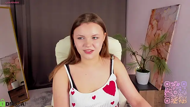 Snapshot of serinella_ chatting on April 10, 2026, 12:23 pm serinella online show from April 10, 2026, 12:23 pm