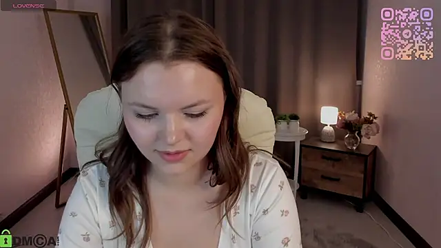 Snapshot of serinella_ chatting on March 8, 2026, 2:09 pm serinella online show from March 8, 2026, 2:09 pm