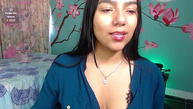 Snapshot of NoelleVireaux chatting on March 13, 2026, 11:48 am NoelleVireaux online show from March 13, 2026, 11:48 am