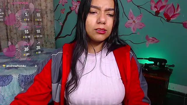 Snapshot of NoelleVireaux chatting on March 10, 2026, 11:47 am NoelleVireaux online show from March 10, 2026, 11:47 am