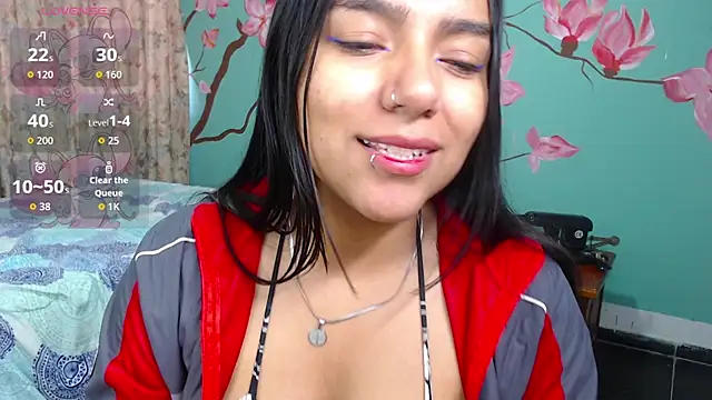 Snapshot of NoelleVireaux chatting on March 14, 2026, 12:33 pm NoelleVireaux online show from March 14, 2026, 12:33 pm