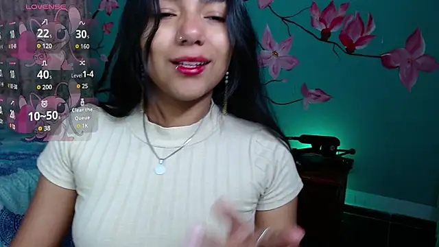 Snapshot of NoelleVireaux chatting on March 22, 2026, 11:45 am NoelleVireaux online show from March 22, 2026, 11:45 am