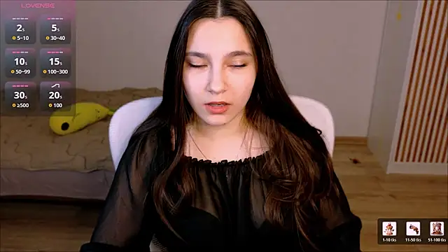 Snapshot of Ari_Grend chatting on April 11, 2026, 5:05 pm Ari Grend online show from April 11, 2026, 5:05 pm