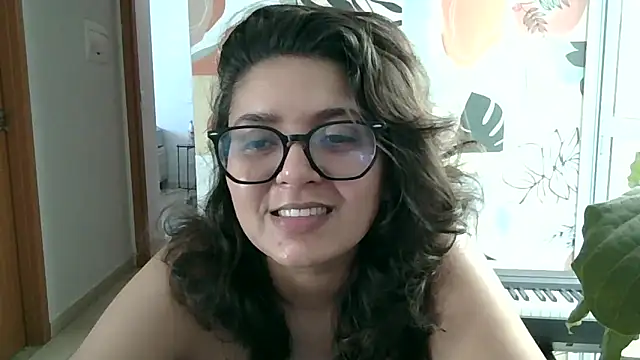 midsize 94 online show from April 5, 2026, 6:14 pm