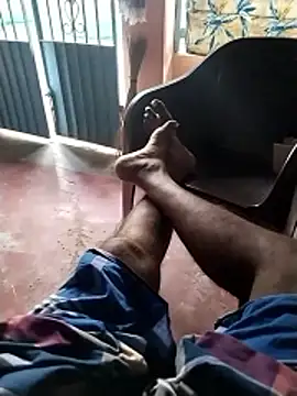 sathish2895 online show from April 27, 2026, 12:25 pm