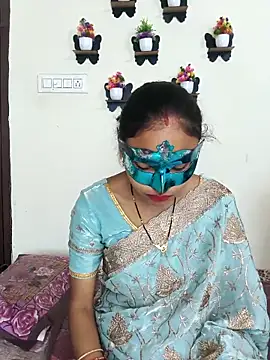 Sweet Cpl  online show from April 4, 2026, 1:23 am