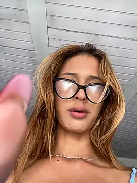 Snapshot of Angela_Garciaa chatting on July 16, 2026, 7:44 pm Angela Garciaa online show from July 16, 2026, 7:44 pm