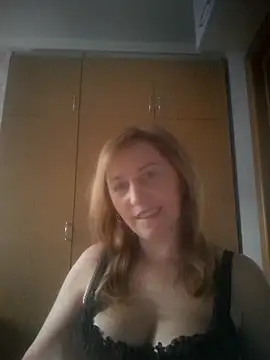 Snapshot of ChristinaYork chatting on April 5, 2026, 4:35 pm ChristinaYork online show from April 5, 2026, 4:35 pm