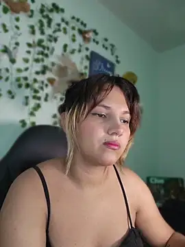 aurora bela online show from April 24, 2026, 12:01 am