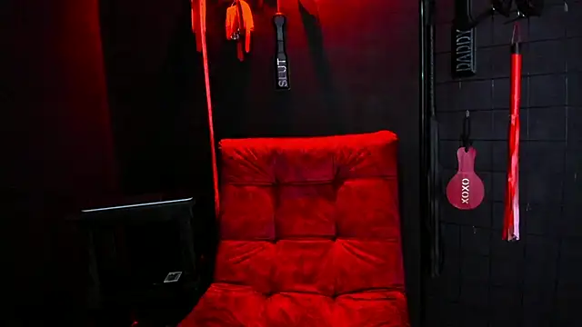 Antonella fox bdsm online show from February 26, 2026, 7:58 pm