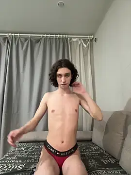 PrettylnPink  online show from March 6, 2026, 10:49 pm