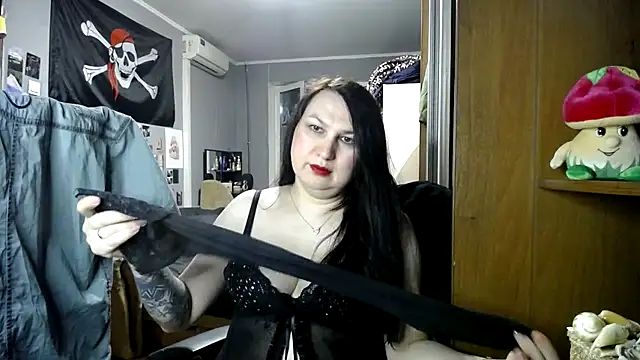 EvaBeautyXx online show from March 4, 2026, 7:54 pm