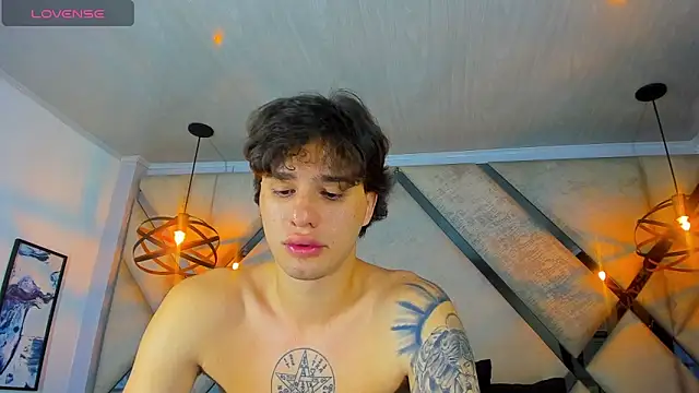 EXCLUSIVE8 online show from March 9, 2026, 2:59 am