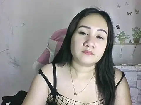 missrica13 online show from March 25, 2026, 11:09 am