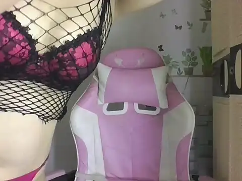 missrica13 online show from March 26, 2026, 9:29 am