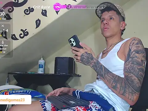 gabriel reyes21 online show from February 26, 2026, 6:24 am