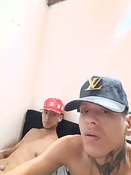 gabriel reyes21 online show from July 10, 2026, 10:32 pm