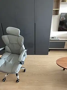 Snapshot of Ab324- chatting on April 8, 2026, 2:24 am Ab324- online show from April 8, 2026, 2:24 am