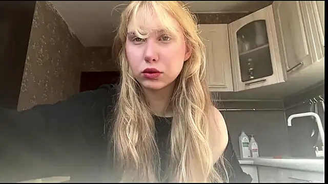 Snapshot of ShariLappas chatting on March 24, 2026, 8:25 am ShariLappas online show from March 24, 2026, 8:25 am