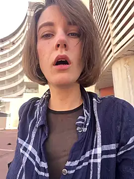 Kamorana online show from March 22, 2026, 9:44 am