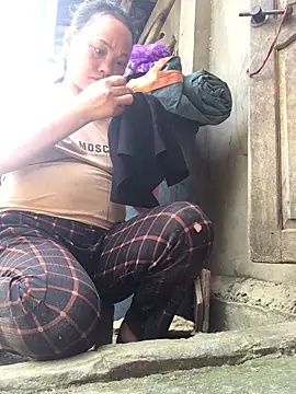 muimui990 online show from February 27, 2026, 6:02 am