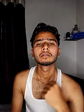 CoralN online show from April 23, 2026, 3:24 am