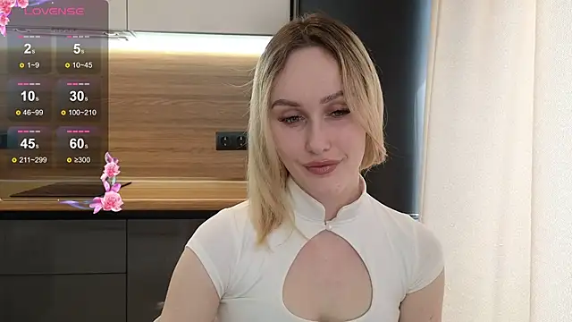 Bella Villen online show from May 4, 2026, 9:45 am