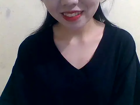 kiraa-007 online show from March 11, 2026, 1:05 pm