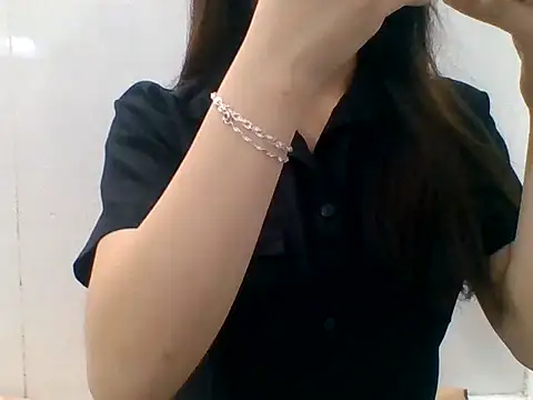 Snapshot of kiraa-007 chatting on May 30, 2026, 4:34 pm kiraa-007 online show from May 30, 2026, 4:34 pm