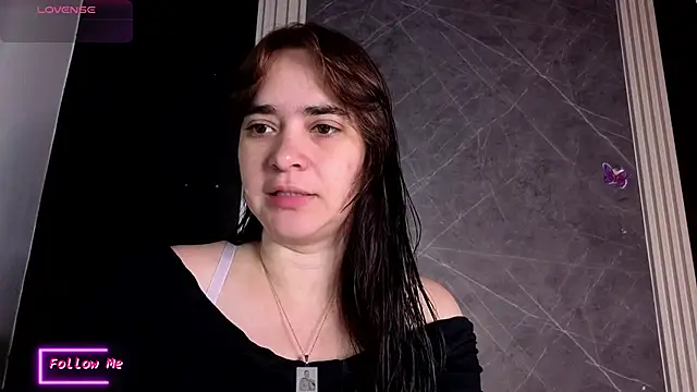 Snapshot of _VALERIAGOMEZ chatting on May 29, 2026, 12:11 pm VALERIAGOMEZ online show from May 29, 2026, 12:11 pm