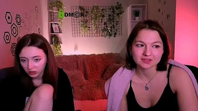 chloe ley online show from May 19, 2026, 1:56 am