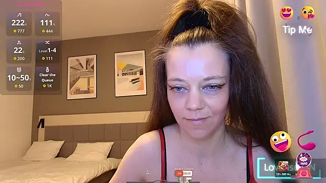 Snapshot of Yana-XX chatting on June 15, 2026, 5:45 pm Yana-XX online show from June 15, 2026, 5:45 pm