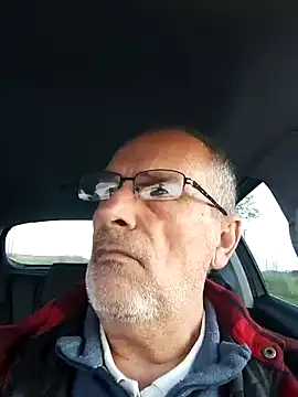 Snapshot of lui8181 chatting on March 20, 2026, 6:09 pm lui8181 online show from March 20, 2026, 6:09 pm