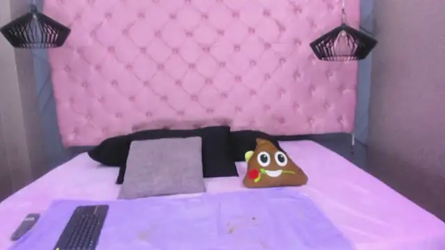 Snapshot of SARA_HORNY- chatting on March 11, 2026, 3:00 am SARA HORNY- online show from March 11, 2026, 3:00 am