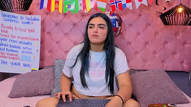 SARA HORNY- online show from June 27, 2026, 4:40 am