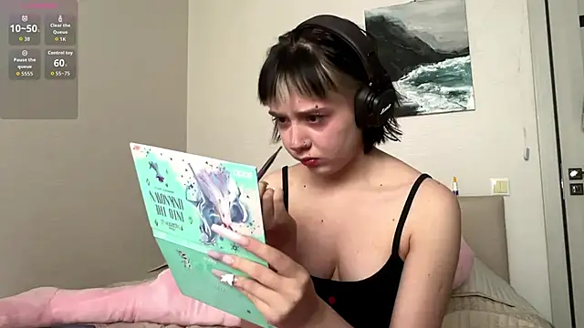 Snapshot of AueshaSimon chatting on March 15, 2026, 5:03 am AueshaSimon online show from March 15, 2026, 5:03 am