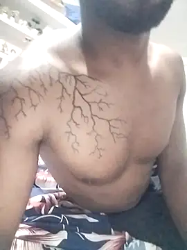 Snapshot of Hunkytop chatting on March 9, 2026, 5:49 pm Hunkytop online show from March 9, 2026, 5:49 pm