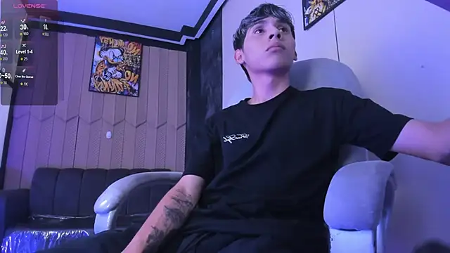 DeilanWolf online show from March 4, 2026, 4:31 am