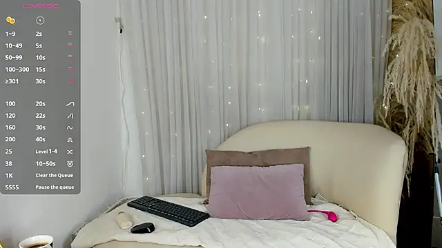 helen zen online show from April 1, 2026, 8:28 pm