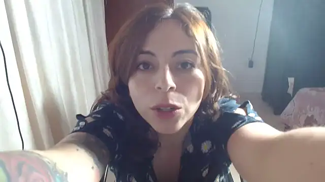 IrisArellano  online show from May 7, 2026, 1:03 pm